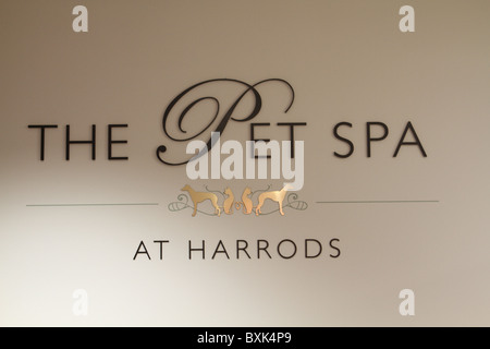 Magazzini Harrods ottiene un pet spa Foto Stock