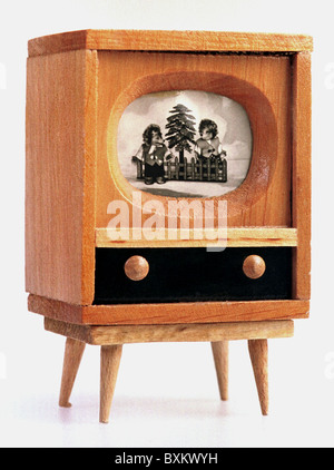 Giocattoli, mini-set TV con slideshow integrato, Germania, anni 50, , diritti aggiuntivi-clearences-non disponibile Foto Stock