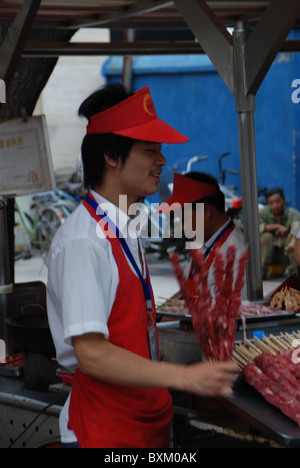 Mercato alimentare, scorpioni, coleotteri, Wangfujing Street, Pechino, Cina Foto Stock