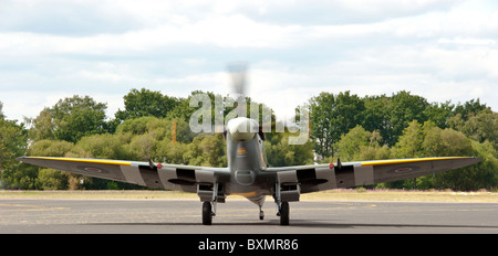 Spitfire al 2010 Farnborough Air Show Foto Stock