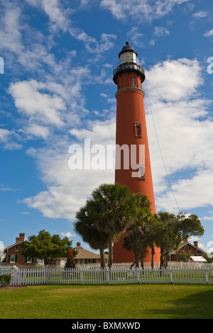 Historic Ponce de Leon Stazione di luce sull'Atlantico east coast della Florida Foto Stock