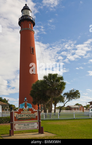 Historic Ponce de Leon Stazione di luce sull'Atlantico east coast della Florida Foto Stock