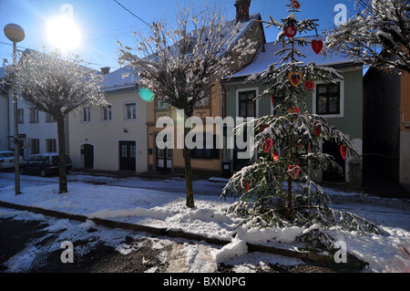 Metlika su una soleggiata giornata invernale Foto Stock