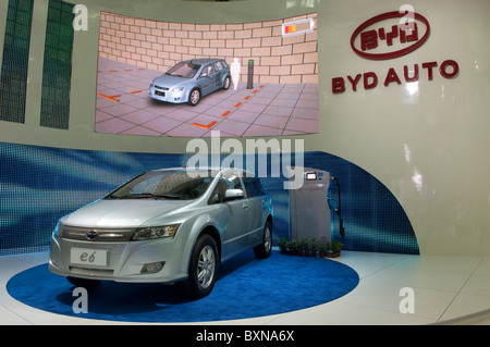 BYD E6 auto elettriche al 2010 North American International Auto Show di Detroit Foto Stock