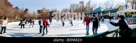 Pattinaggio su Frog Pond Boston Common Foto Stock