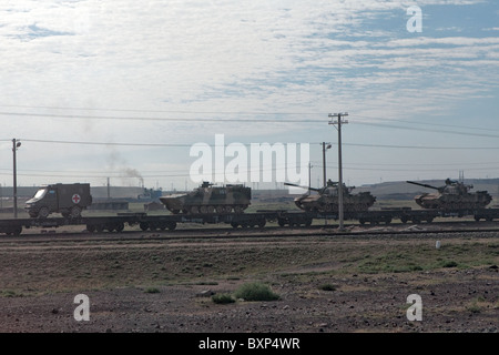 Vistas - veicoli militari, Trans-Mongolian Express, Cina Foto Stock