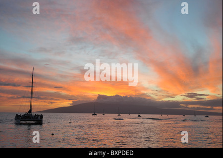 Oceano al tramonto Foto Stock