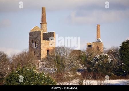 WHEAL BUSH CASE MOTORE CATTURATO NELLA NEVE Foto Stock