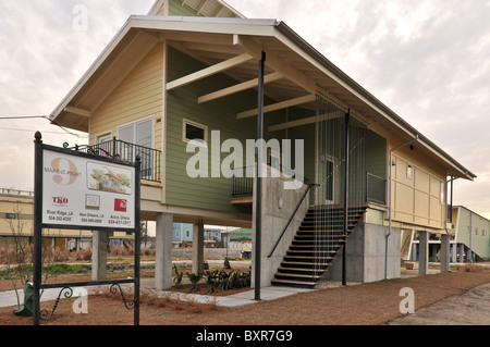 Nuova casa in bassa 9. Ward dopo l uragano Katrina flood, New Orleans, Louisiana Foto Stock