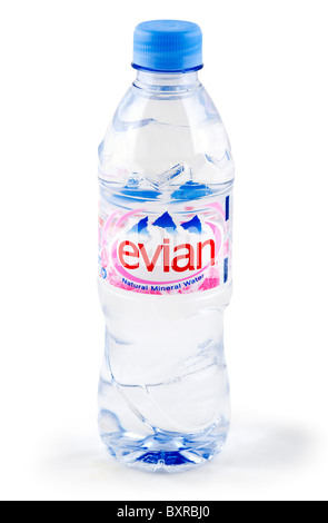 Bottiglia di Evian acqua minerale naturale, REGNO UNITO Foto Stock