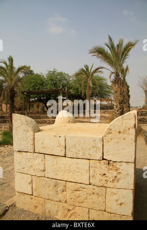 Israele Negev, quattro cornuto altare Tel Beer Sheba Foto Stock