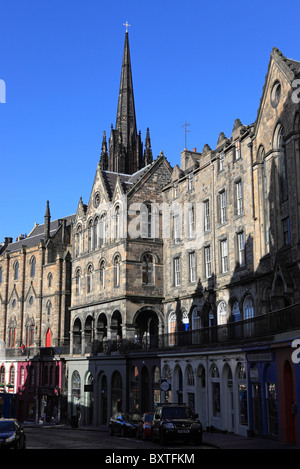 Edinburgh, Autunno, Victoria Street che conduce a Grassmarket Foto Stock