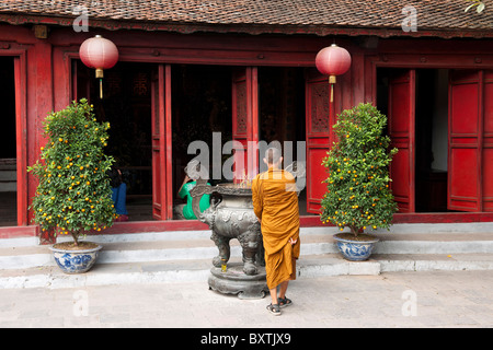 Den Ngnoc figlio di giada o tempio di montagna, Hanoi, Vietnam Foto Stock