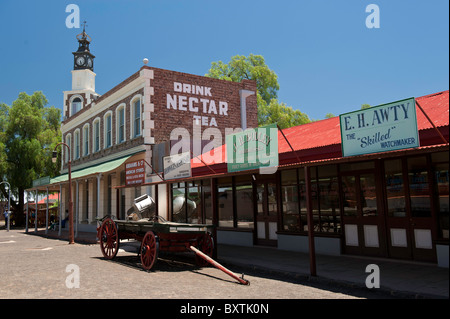 Kimberley Città Vecchia ed edifici storici nel foro grande miniera di diamanti e museo, Northern Cape, Sud Africa Foto Stock