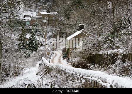 Frazione di Midgehole, Hardcastle Crags, Hebden Bridge, West Yorkshire, Inghilterra, Regno Unito Foto Stock