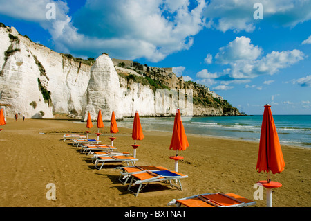 Italia Puglia mare del Gargano Vieste Spiaggia Mare Adriatico Foto Stock