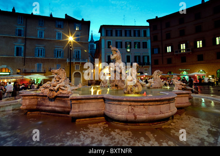 L'Europa, Italia, Roma, Piazza Navone Fontana di Nettuno Foto Stock