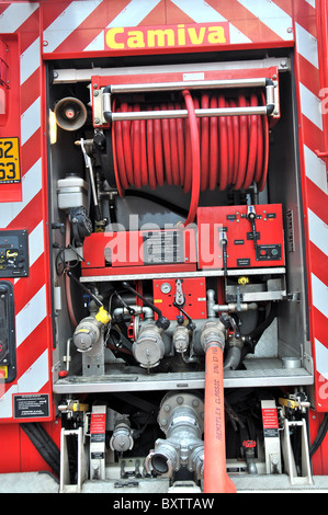 Camion dei pompieri dettagli quadrante indicatore tubo flessibile Francia Foto Stock