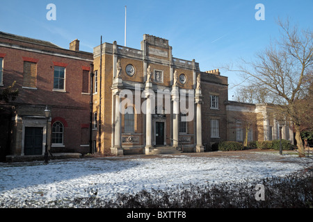 Pitzhanger Manor House sul bordo di Walpole Park, Ealing, West London, Regno Unito. Foto Stock