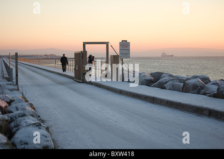 Isola di montone Causeway, Baia di Galway, Irlanda Foto Stock