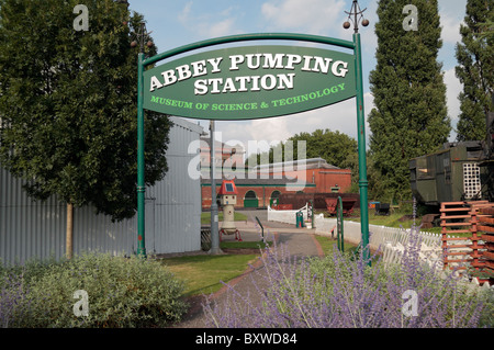 Ingresso del Abbey Pumping Station, il Museo della Scienza e della tecnologia, Leicester, Inghilterra, Regno Unito. Foto Stock