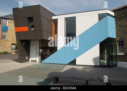 Moderno edificio di facoltà presso la Queen Mary University di Londra REGNO UNITO Foto Stock