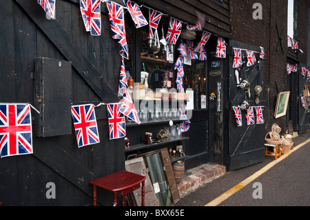 Ingresso alla banchina di antiquariato e collezionismo Shop Strand Quay Segala East Sussex England Foto Stock