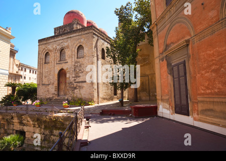 San Cataldo la Chiesa a Palermo sulla Piazza Bellini (Sicilia, Italia) Foto Stock