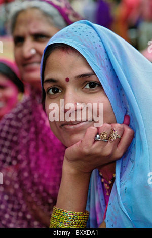 Giovane donna indiana, Udaipur, India. Foto Stock