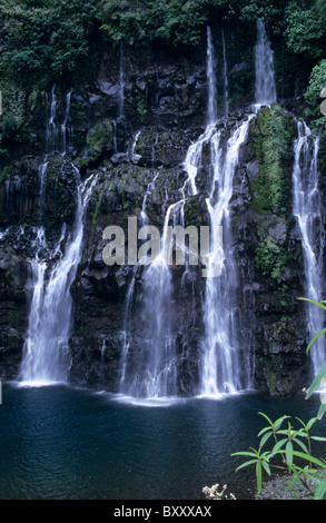 Grande burrone cascate a Grand Galet nella valle di Langevin, La Reunion Island (Francia), l'Oceano Indiano Foto Stock