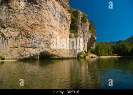 Der Tarn ist ein 380 km langer Fluss in Südfrankreich - Tarn Fiume Fiume è nel sud della Francia Foto Stock