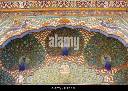 Il Peacock Gate nella Città di Jaipur Il Palazzo di Città, Rajasthan, India Foto Stock