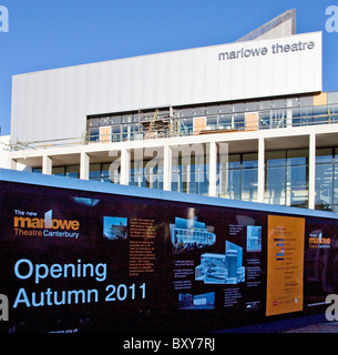 Il nuovo Marlowe Theatre di Canterbury. In fase di costruzione con una data di fine dell'autunno 2011. Foto Stock