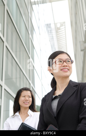 Due asian business donne Foto Stock