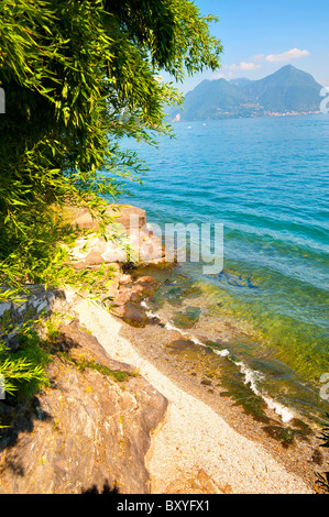 Una spiaggia dell'Isola Madre Lago Maggiore Italia Foto Stock