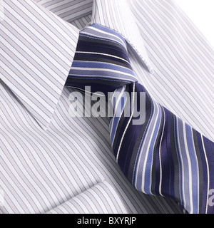 Mens striped camicia e cravatta Foto Stock