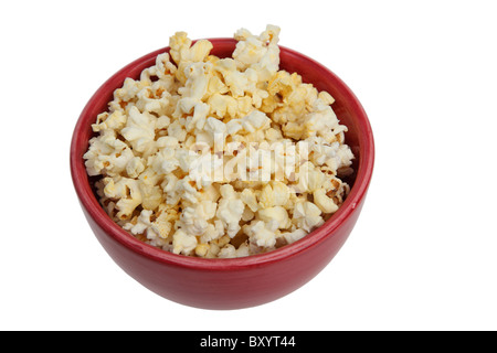 Il Popcorn nella ciotola su sfondo bianco Foto Stock