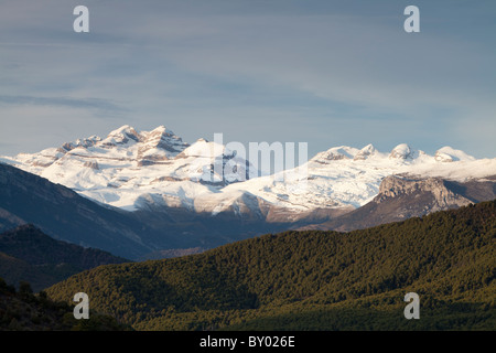 Las tres Sorores picchi -Añisclo, Monte Perdido e Marboré- , il Parco Nazionale di Ordesa e Monte Perdido, Huesca, Spagna Foto Stock