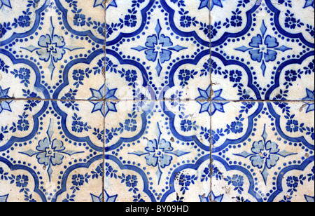 Le piastrelle di ceramica, Alfama, Lisbona, Portogallo Foto Stock