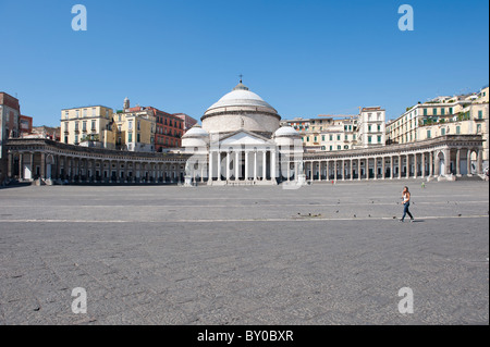 Francesco di Paola Chiesa & Piazza Del Plebiscito Napoli Campania Italia Foto Stock