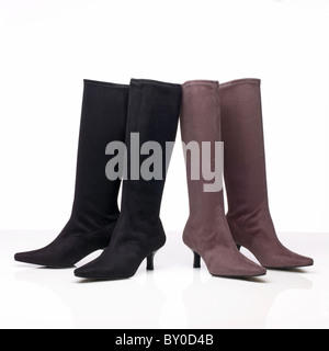 2 coppie di womens ladies boots Foto Stock