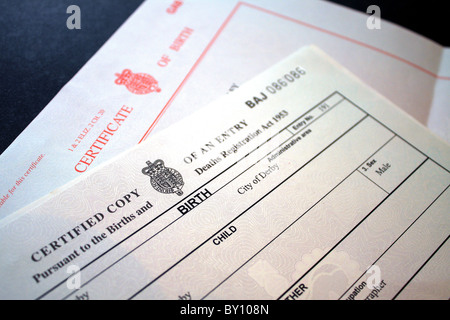 Un bebè ufficiali registrati certificato di nascita e copia del certificato di nascita Foto Stock