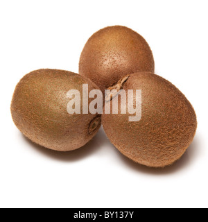 Kiwi isolato su un bianco di sfondo per studio. Foto Stock