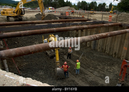 I lavoratori sono occupati con la costruzione del nuovo edificio presso il Clark Art Museum a Williamstown, Massachusetts Foto Stock