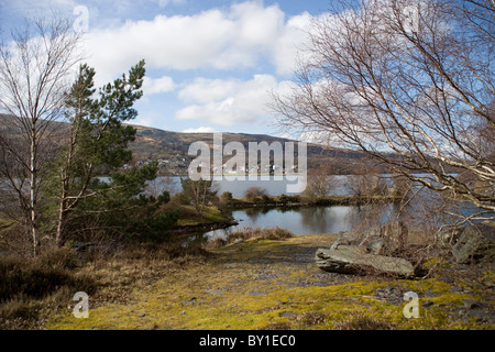 Llyn Padarn e Llanberis in inverno Foto Stock