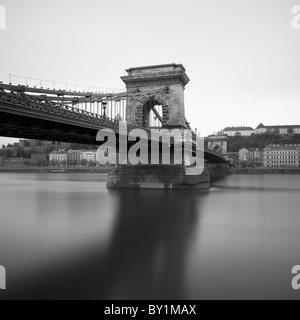 Ponte delle catene di Szechenyi e Danubio Foto Stock