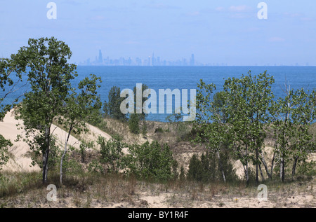 Sullo skyline di Chicago sul Lago Michigan Indiana Dunes National Lakeshore Foto Stock