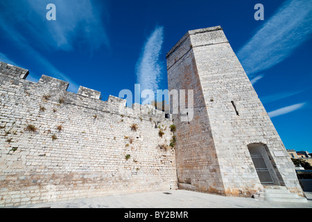 Parete e il capitano della torre in Zadar Città Vecchia, Croazia Foto Stock