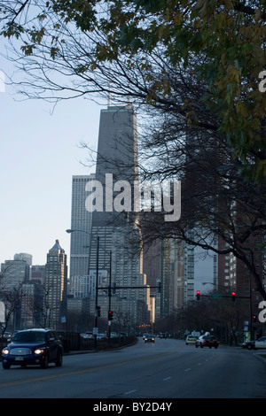 La Sears Tower a Chicago skyline è visibile dall'estremità nord della Michigan Avenue. Foto Stock