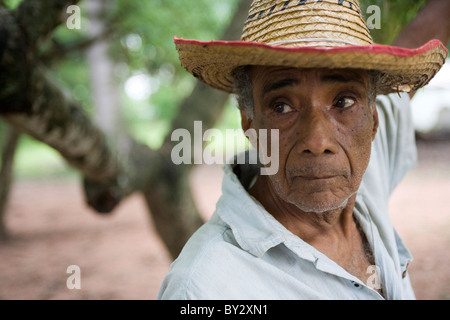 Colombia residente della comunità di Mechoacan che confina il Drummond miniera di carbone in Guajiraprovince , Colombia. Foto Stock